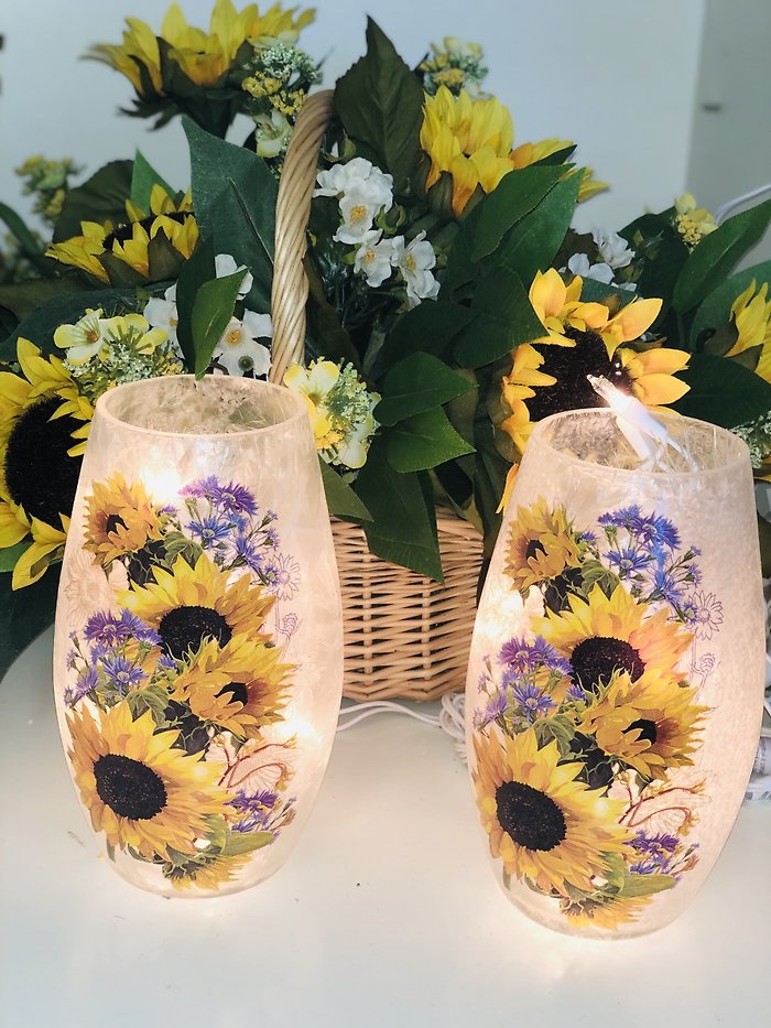 Decorative Lit Vase - Sunflowers